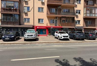 Spațiu comercial, de 110 mp, în Roșu