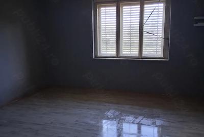 Casă cu 3 camere cu Teren 1500 Mp în Central - 5