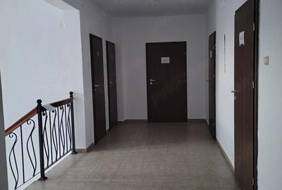 Spațiu comercial, de 560 mp, în Central - 1