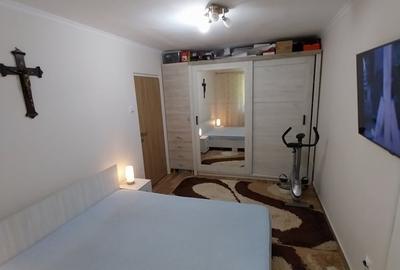 Apartament cu 2 camere semidecomandat în Careiului