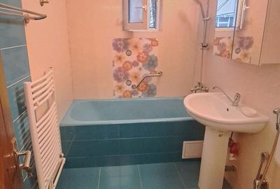 Apartament cu 3 camere decomandat în Central - 3