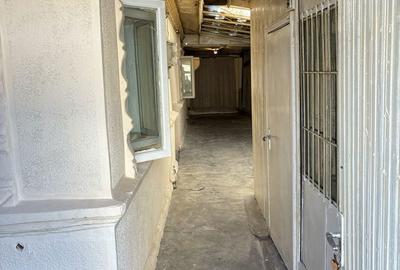 Casă cu 3 camere în Central - 1