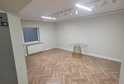 Apartament cu 2 camere decomandat în Gară