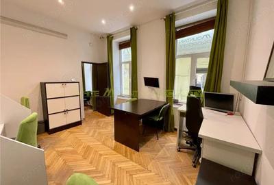 Apartament cu 2 camere nedecomandat, mobilat în Centrul Istoric