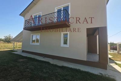 Casă cu 5 camere cu Teren 480 Mp în Corbeanca