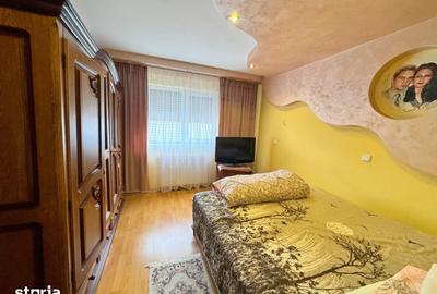 Apartament cu 3 camere decomandat în Mioriței - 11