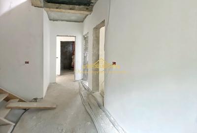 Casă individuală cu 7 camere cu Garaj în Andronache - 9