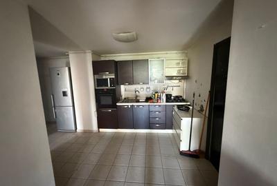 Apartament cu 3 camere decomandat în Exterior Vest - 1