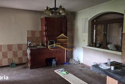Casă cu 2 camere cu Teren 760 Mp în Mărgineni - 2