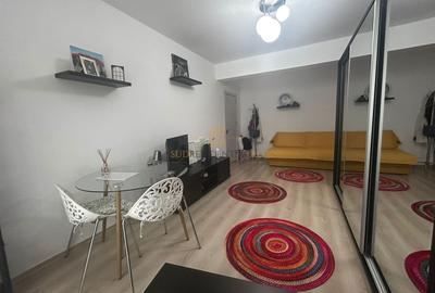 Apartament cu 2 camere decomandat, mobilat în Central