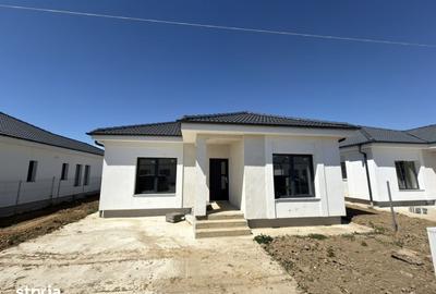 Casă cu 4 camere cu Teren 420 Mp în Bercu Roșu - 6