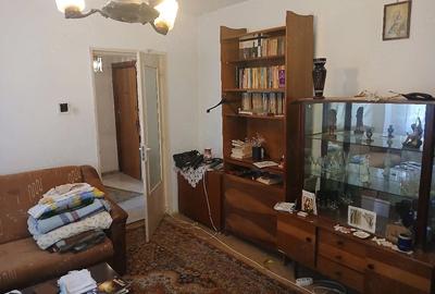 Apartament cu 2 camere decomandat în Poștei - Bucov - 2
