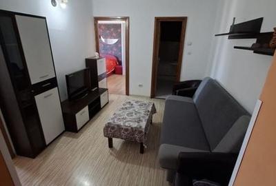 Apartament cu 2 camere în Micro 3