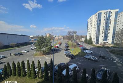 Spațiu comercial, de 375 mp, în Gării - 3
