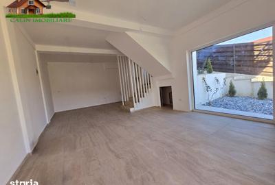 Casă cu 4 camere cu Teren 300 Mp în Ciurea - 1