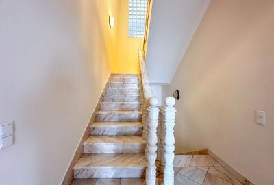 Casă individuală cu 8 camere cu Canalizare în Pipera - 36