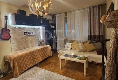 Apartament cu 3 camere decomandat în Câmpia Libertății