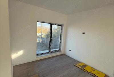 Casă cu 4 camere în Hlincea - 3
