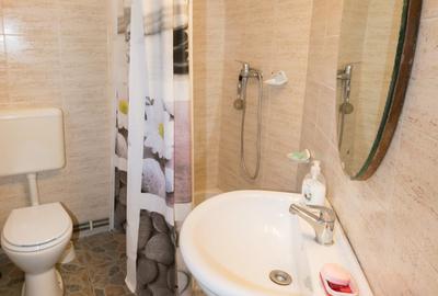 Apartament cu 3 camere semidecomandat, mobilat în Central - 3