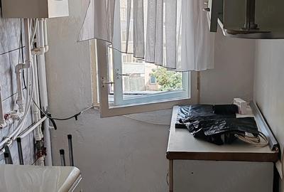 Apartament cu 2 camere nedecomandat în Cetate