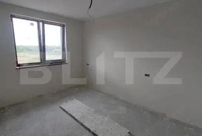 Casă cu Teren 400 Mp în Central - 3