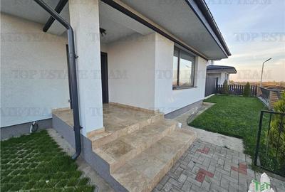 Casă individuală cu 4 camere cu Canalizare în Domnești - 13