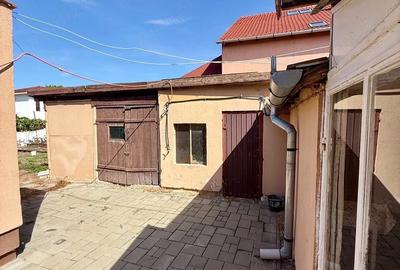 Casă cu 5 camere cu Teren 720 Mp în Central