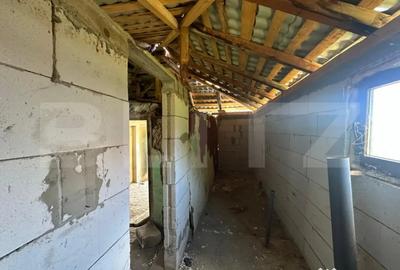 Casă cu 4 camere cu Teren 2200 Mp în Central - 3