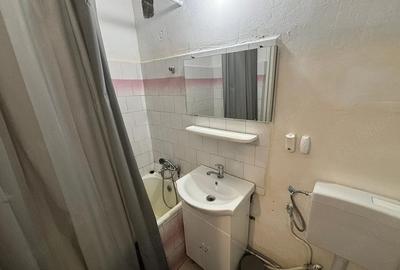 Garsonieră decomandată în Vasile Aaron - 1