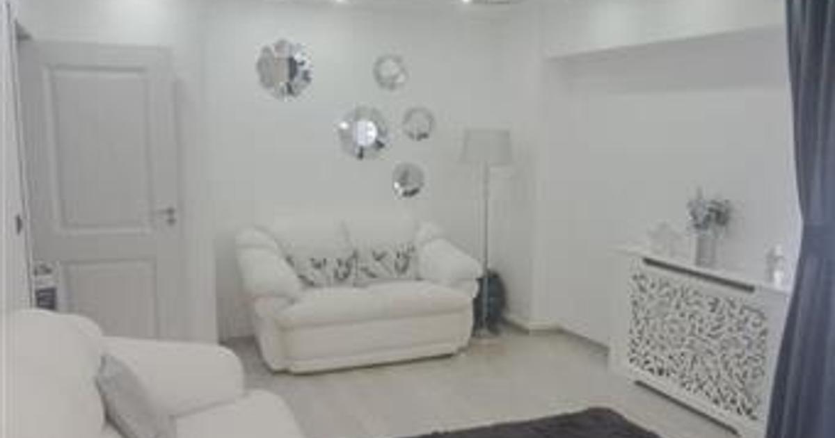 Apartament cu 3 camere decomandat, mobilat în Cug — fotografia 1