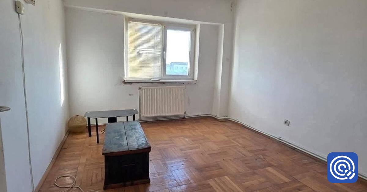 Net Prop Apartament decomandat cu 3 camere în Roman preț 52.000 € | Imoradar24