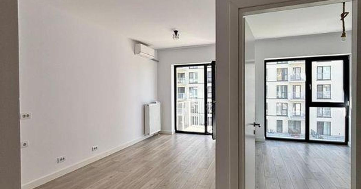 Apartament cu 2 camere decomandat în Baza 3 — fotografia 1