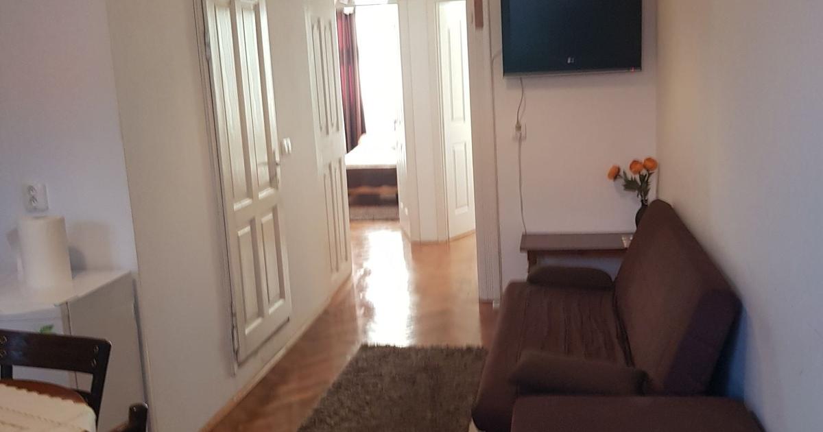 Apartament cu 2 camere semidecomandat în Lazaret — fotografia 1