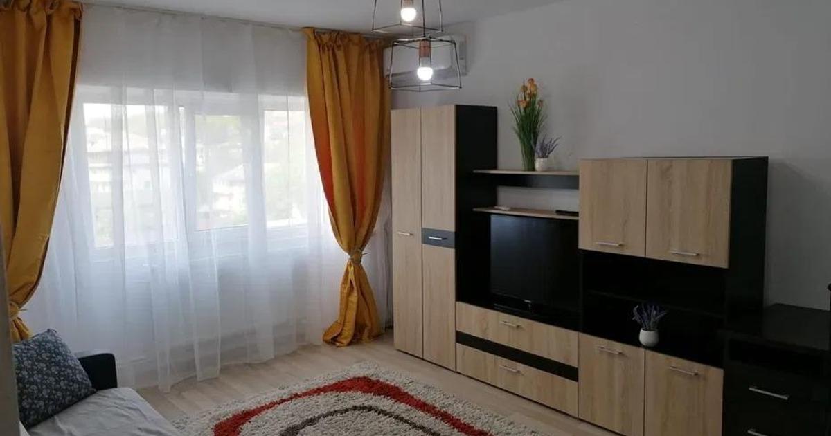 Apartament cu 2 camere decomandat, mobilat în Podul de Fier — fotografia 3