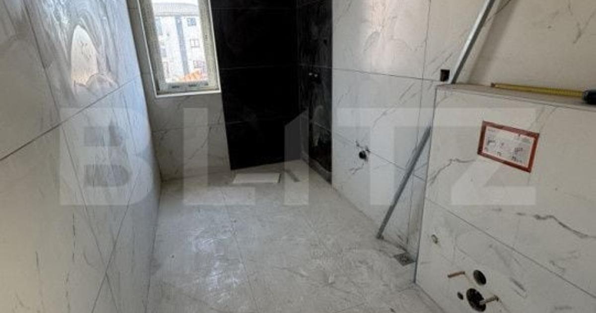 Apartament cu 3 camere în Central — fotografia 3